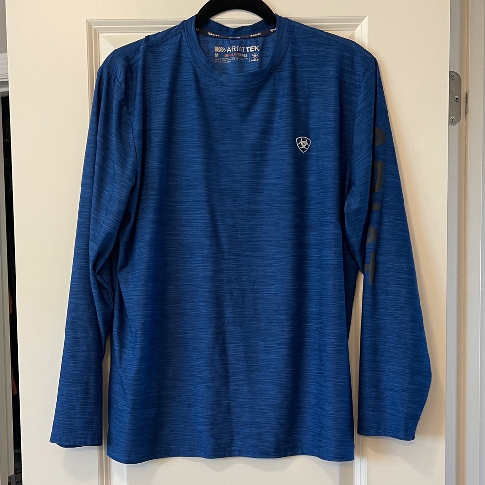 Ariat Women’s Long Sleeve M Shirt in Rich Blue